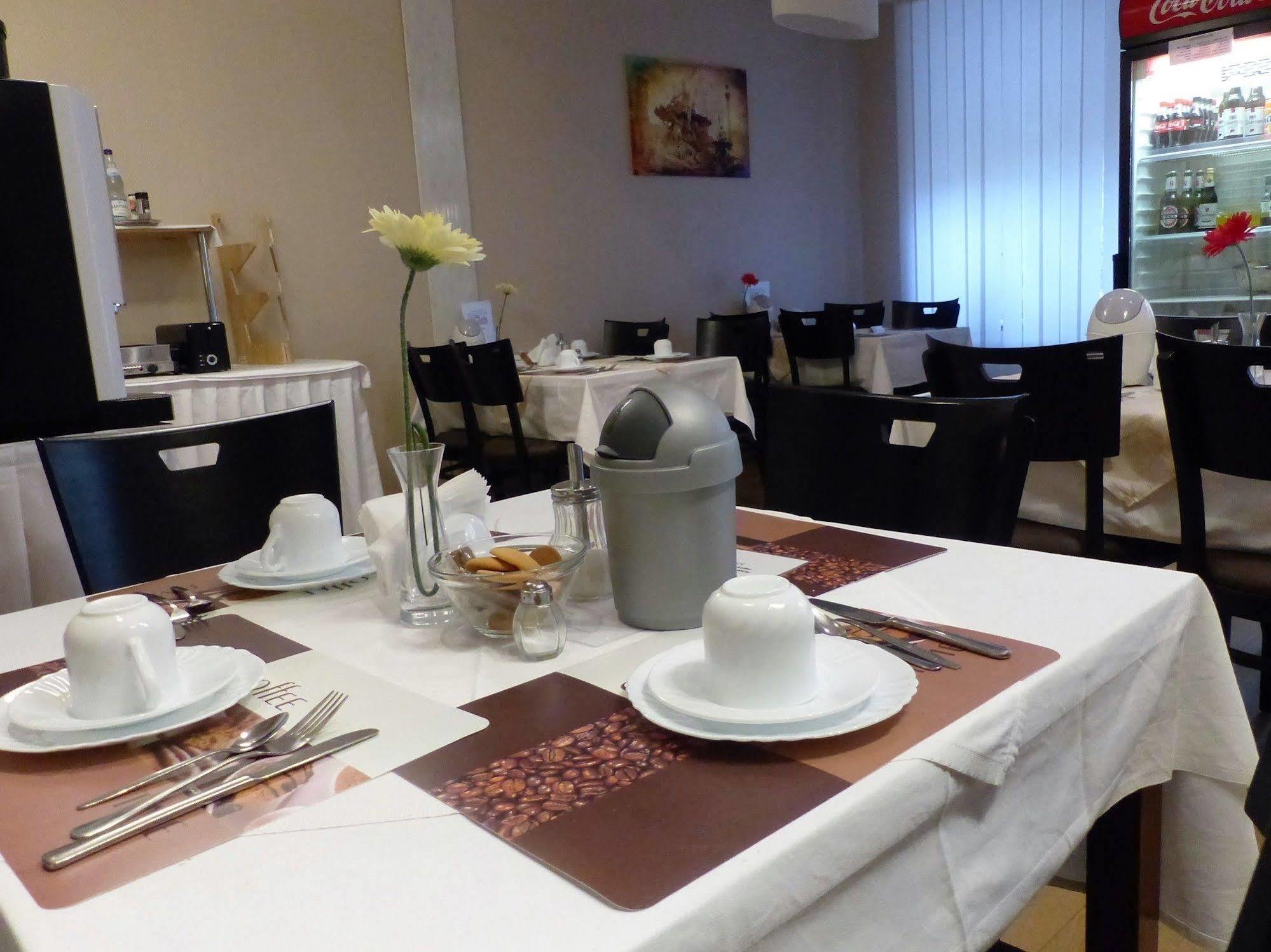 City Hotel Gotland Берлин Екстериор снимка